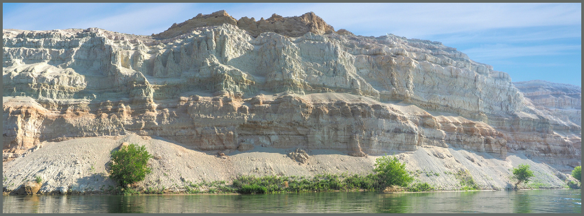 White Bluffs overlooking the Columbia River along the Hanford Reach National Monument, photographed by John Clement